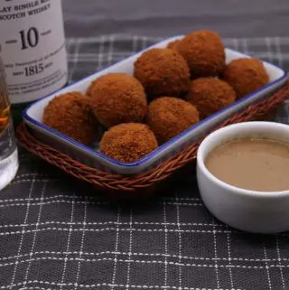 Haggis Balls with Whisky Sauce