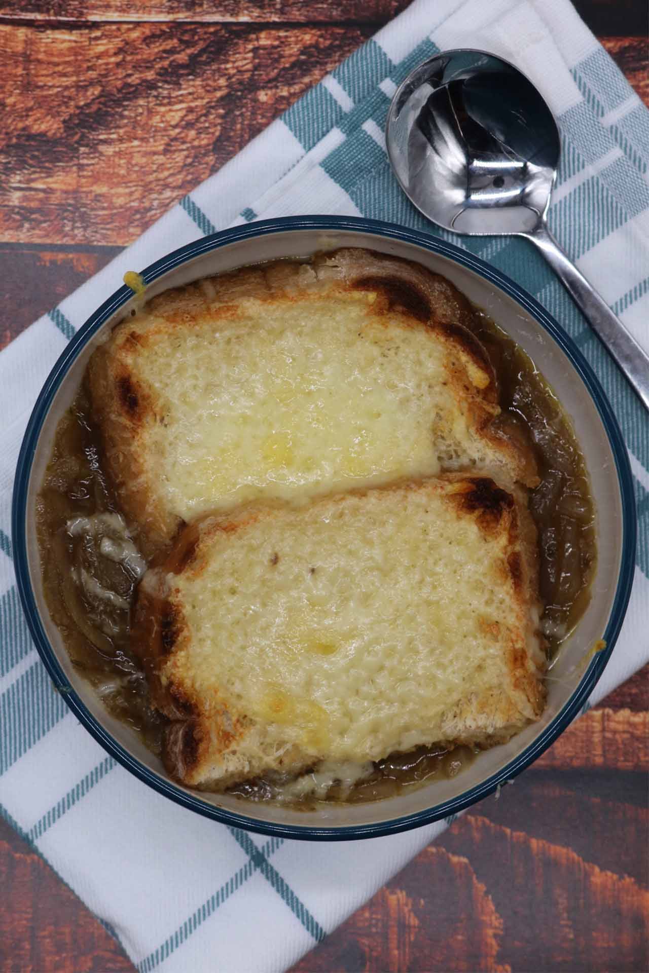 Slow-Cooker French Onion Soup, Slow-Cooker French Onion Soup