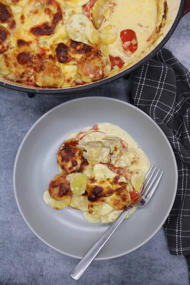 Creamy Gratin of Smoked Haddock, Tomatoes and Potatoes Felly Bull