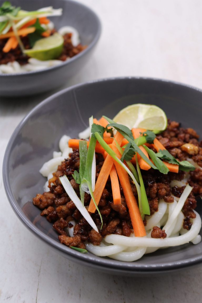 Crispy Chilli Turkey Noodles Felly Bull