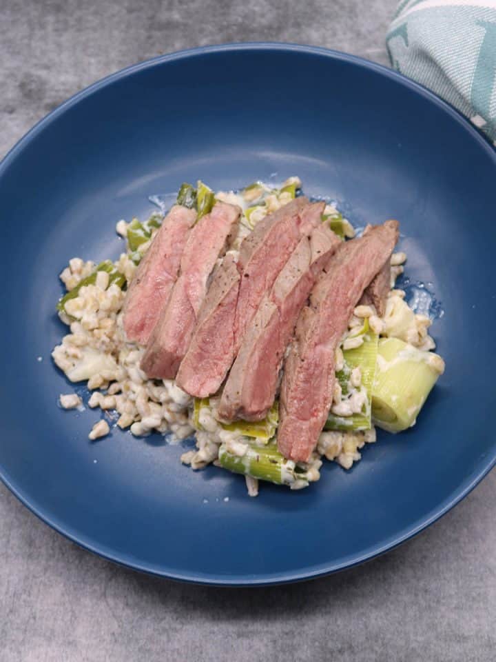 Creamy Chicken, Gammon and Leek Pie Felly Bull