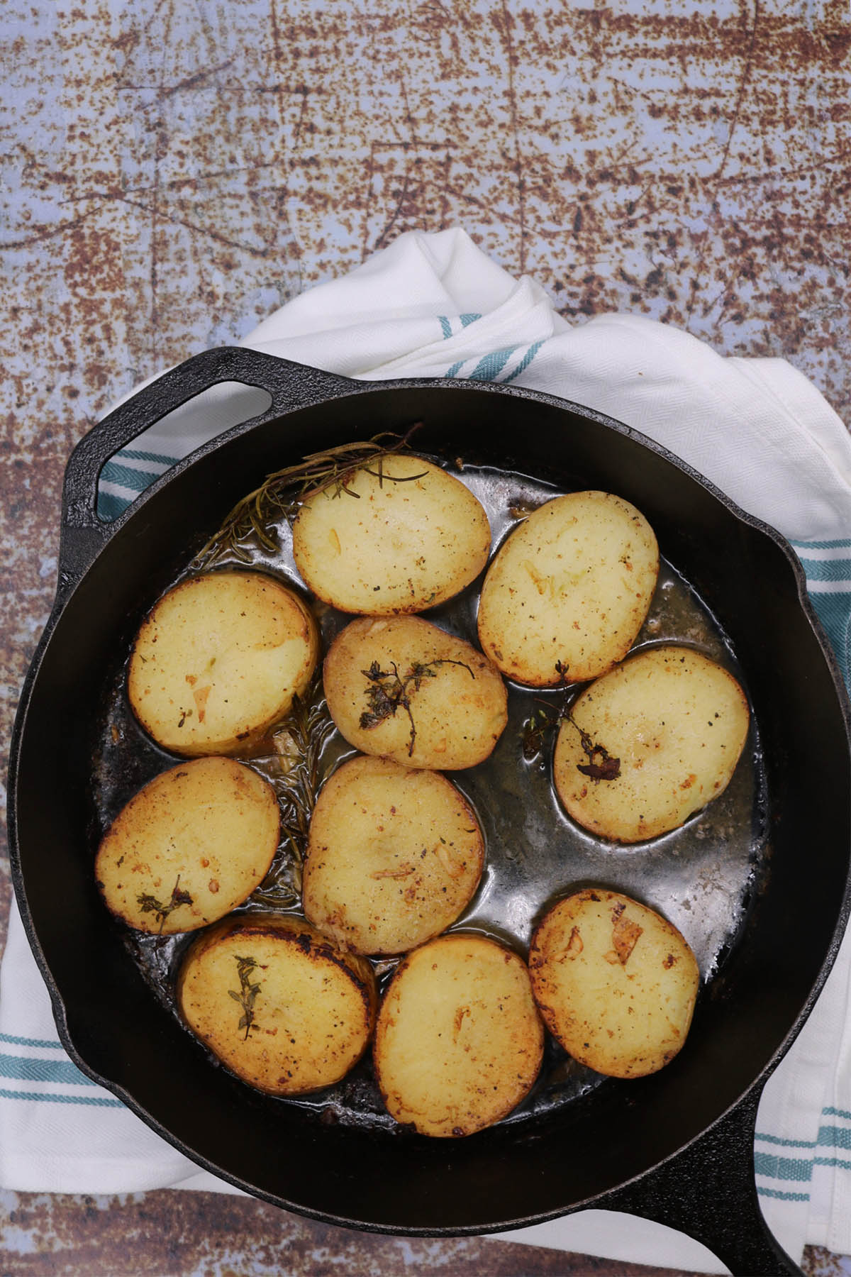 Buttery Herbed Melting Potatoes, Buttery Herbed Melting Potatoes