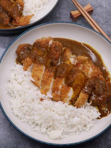 Wagamama chicken cats curry in bowl with rice and curry sauce